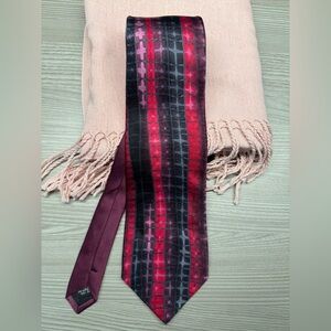 One of a kind 90s Robert Daskal hand painted 100% Silk  Patterned Tie